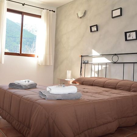 Hotel Restaurante Vinas Viejas Fuentes de Ayodar Экстерьер фото