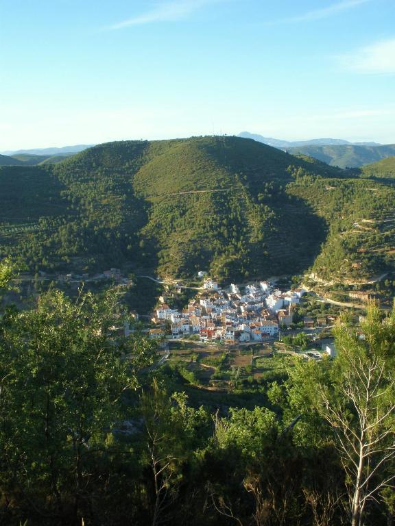 Hotel Restaurante Vinas Viejas Fuentes de Ayodar Экстерьер фото