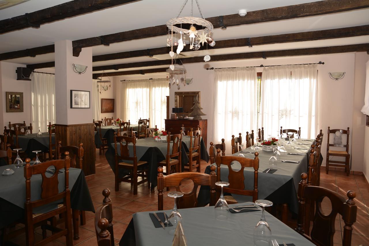 Hotel Restaurante Vinas Viejas Fuentes de Ayodar Экстерьер фото