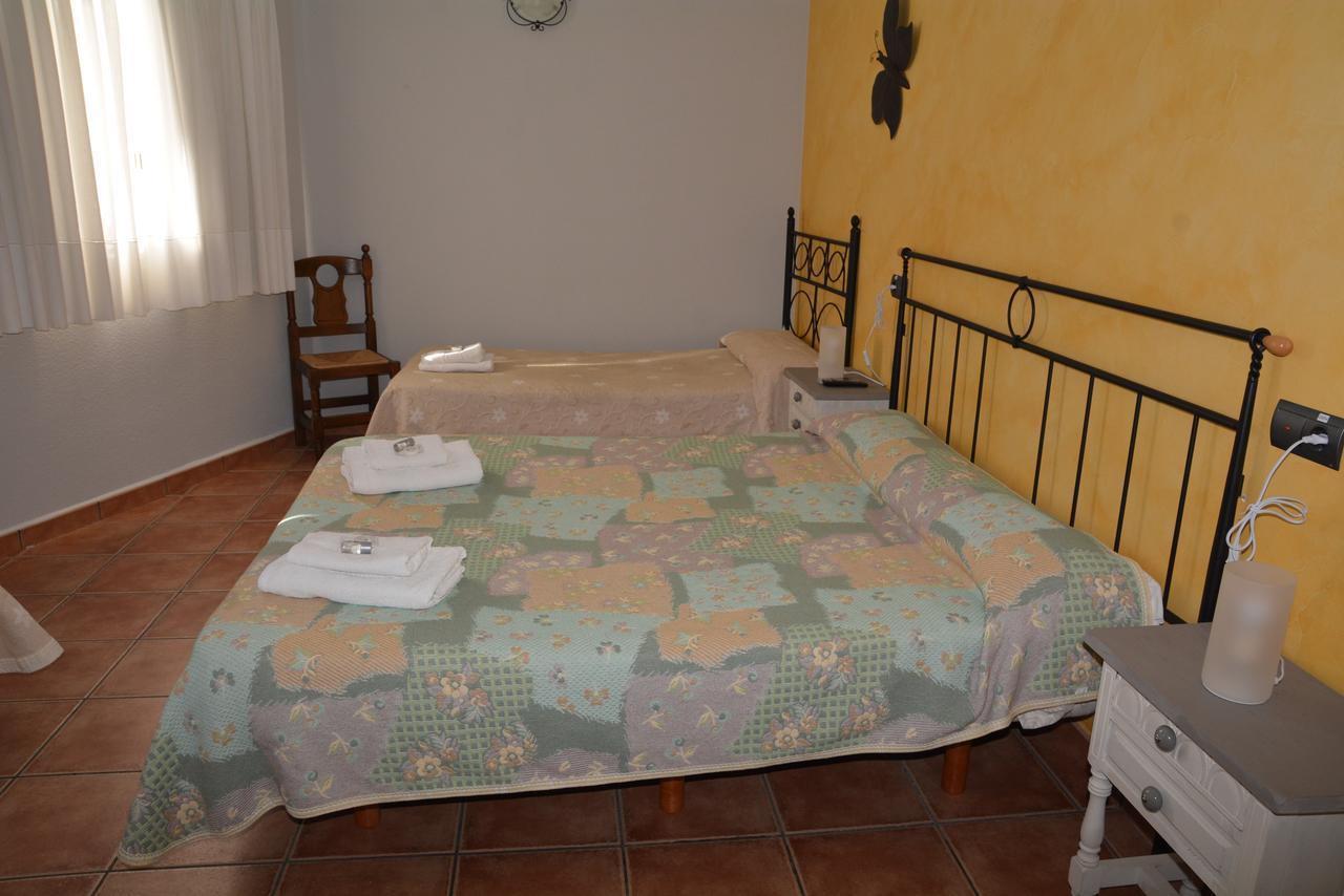 Hotel Restaurante Vinas Viejas Fuentes de Ayodar Экстерьер фото